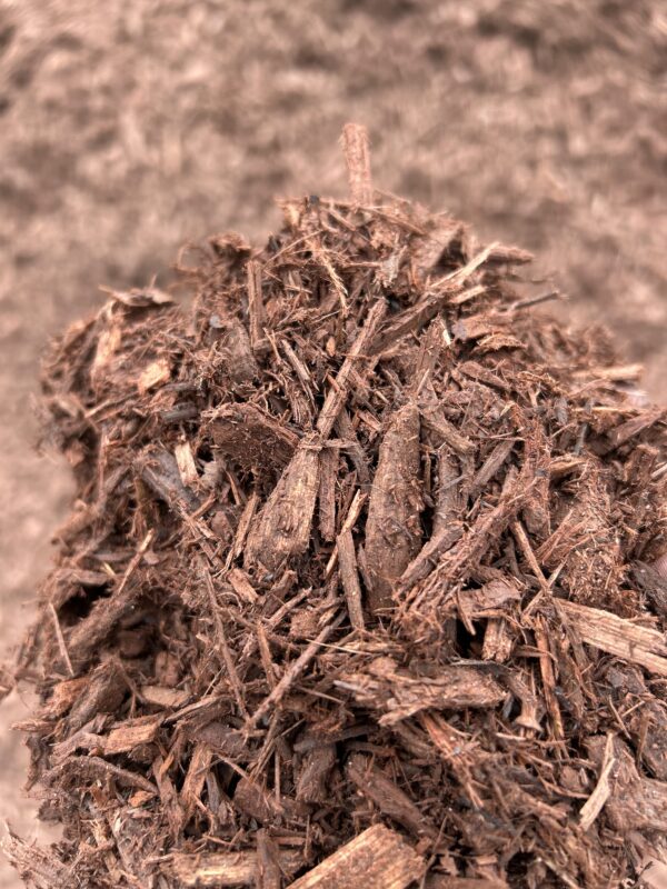 red toned mulch